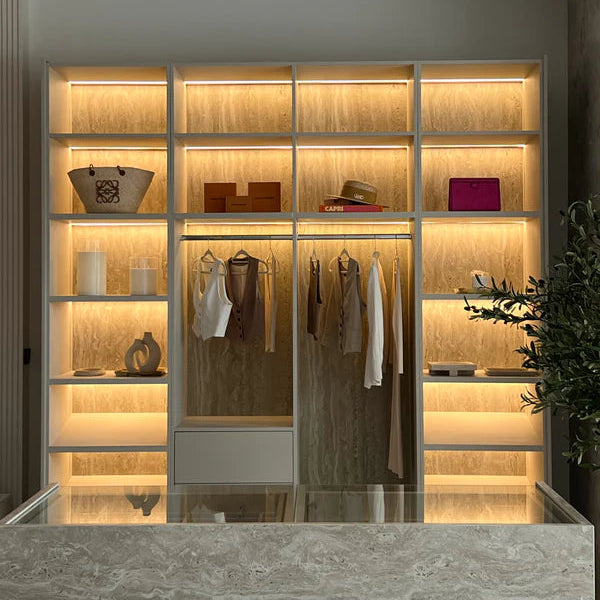 Winnie Wardrobe